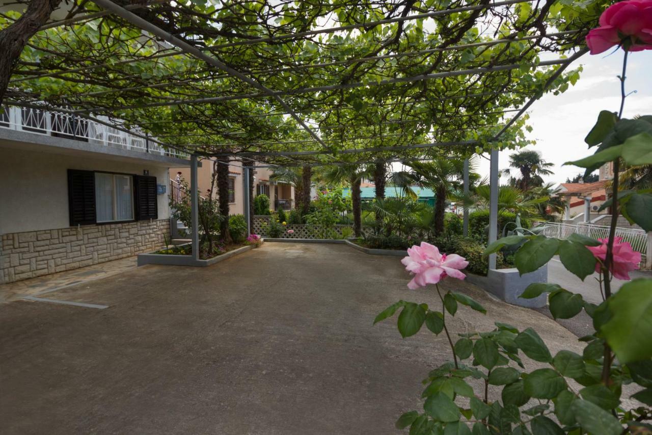 Apartment Brle 포레치 외부 사진